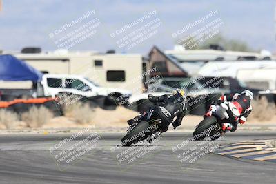 media/Nov-16-2025-Race Pace (Sun) [[8c5fa54630]]/Non Verified Riders (1st 20 Minutes)/4-Turn 16 (1116am)/